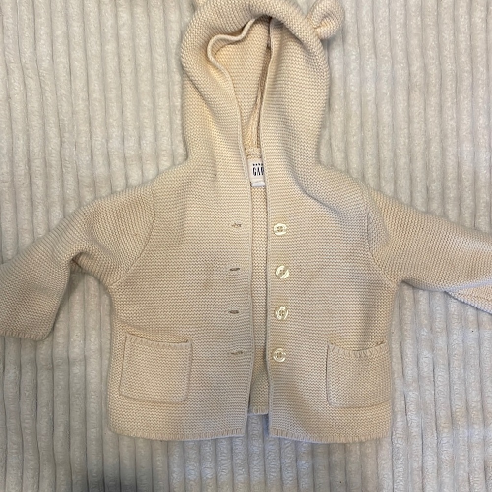 Baby gap 12-18 month sweater